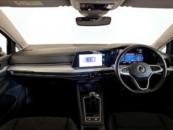 Used Volkswagen Golf 2022 for sale - 76972073: Photo