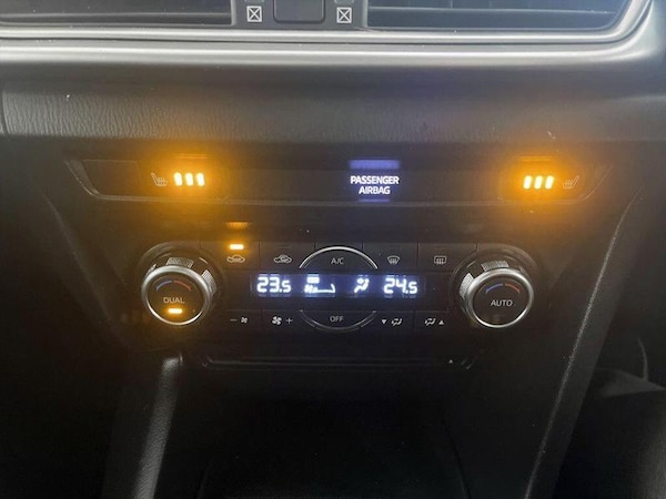 Used Mazda Mazda3 2017 for sale - 76216599: Photo 24