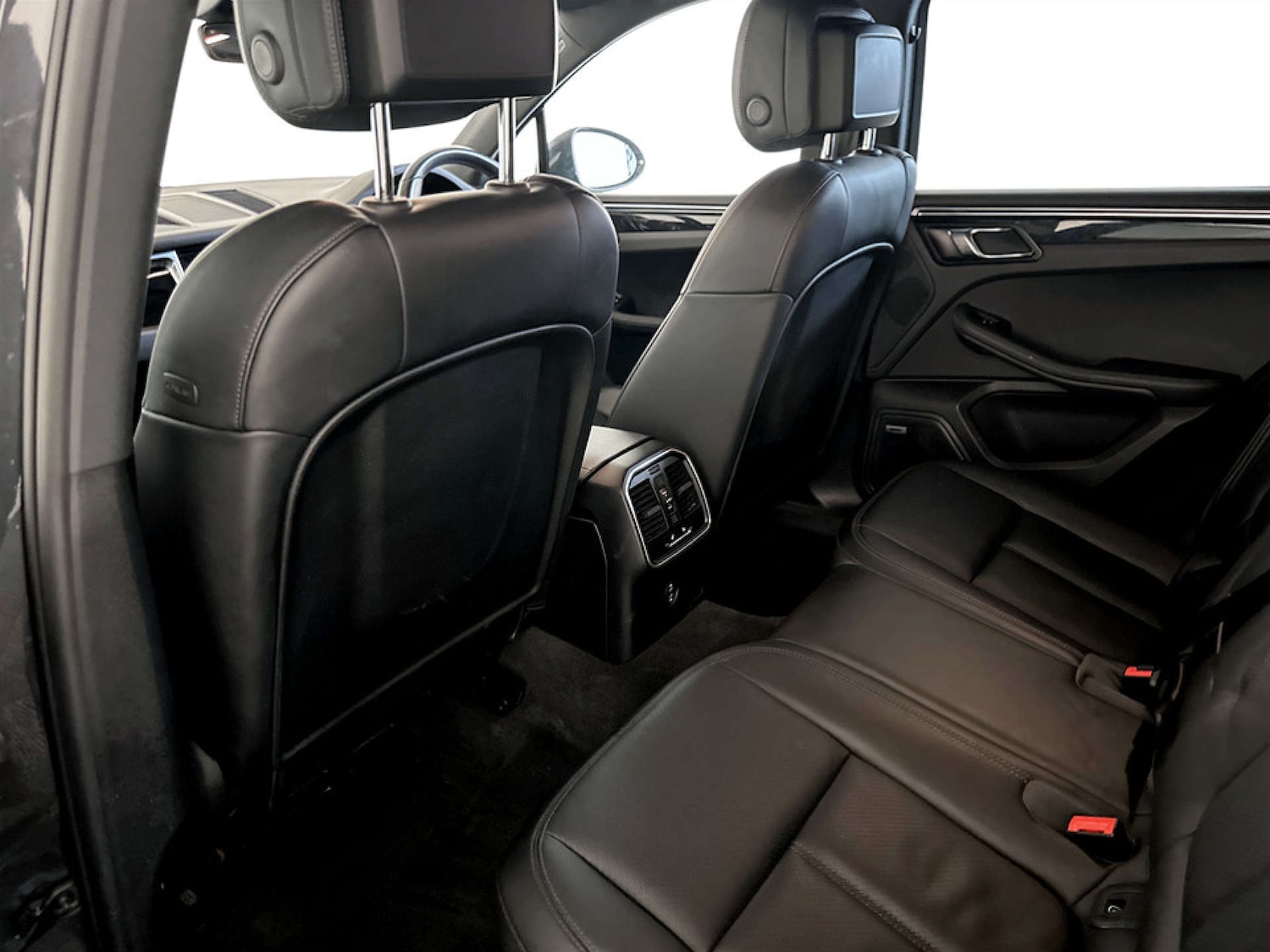 Used Porsche Macan 2019 for sale - 77247846: Photo 14