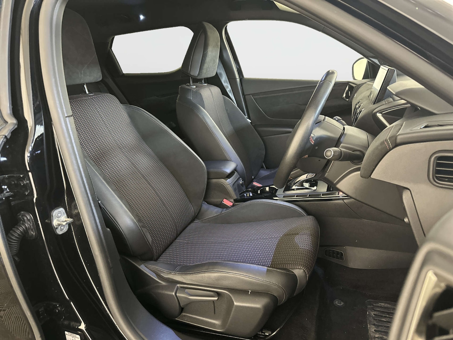 Used DS Automobiles DS 3 2021 for sale - 78083358: Photo 13