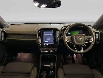 Used Volvo XC40 2023 for sale - 79654656: Photo