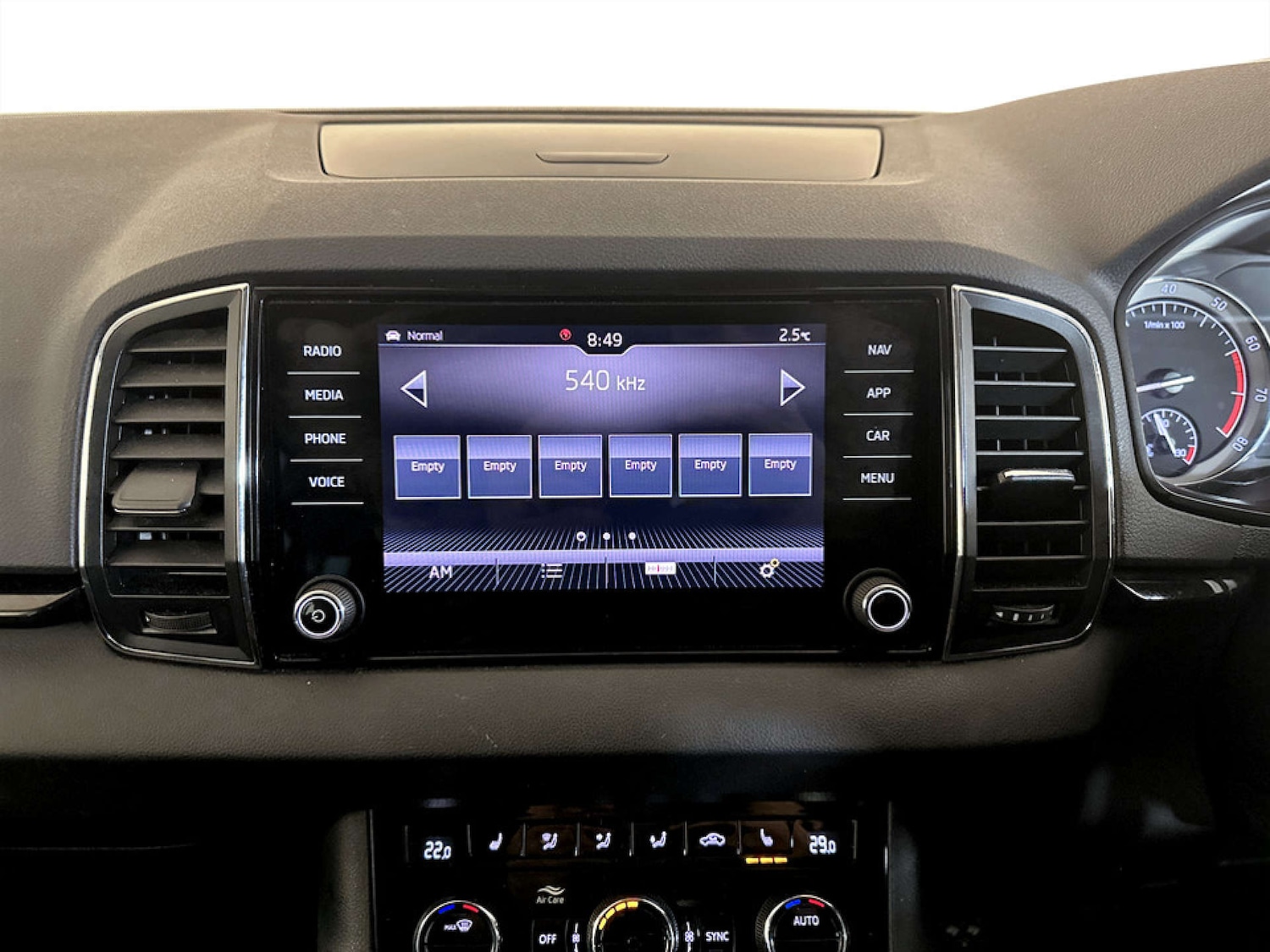 Used Skoda Karoq 2019 for sale - 77185346: Photo 23