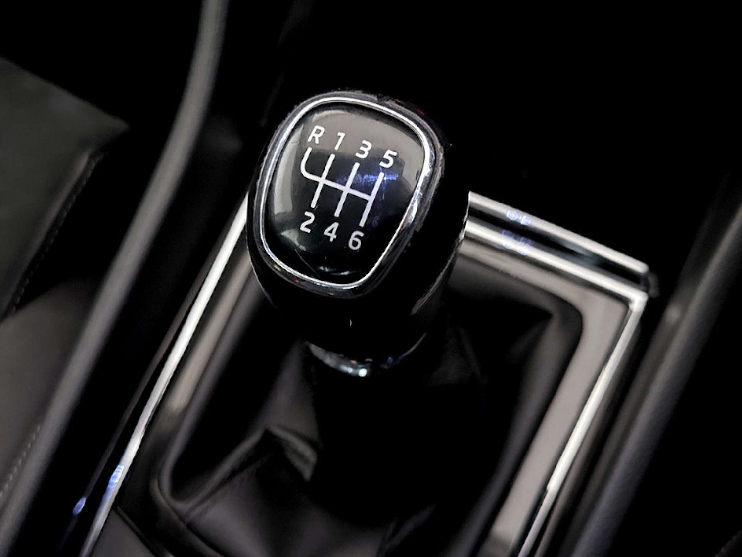 Used Skoda Karoq 2019 for sale - 77185346: Photo 26