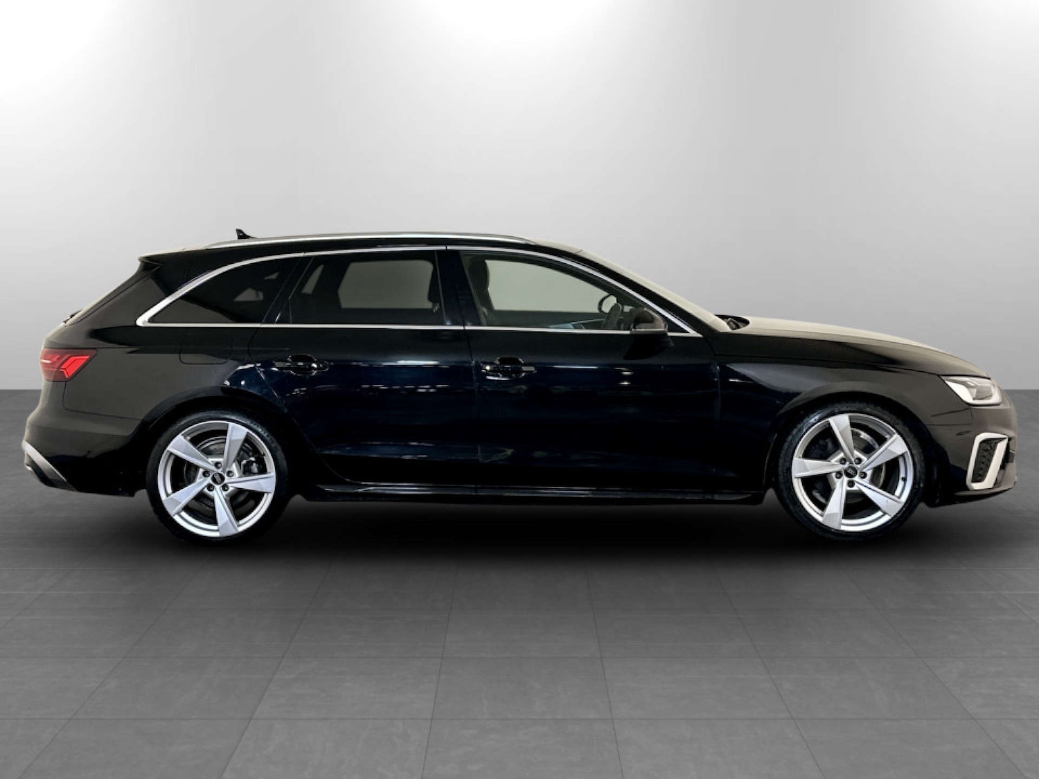 Used Audi A4 2020 for sale - 77262708: Photo 11