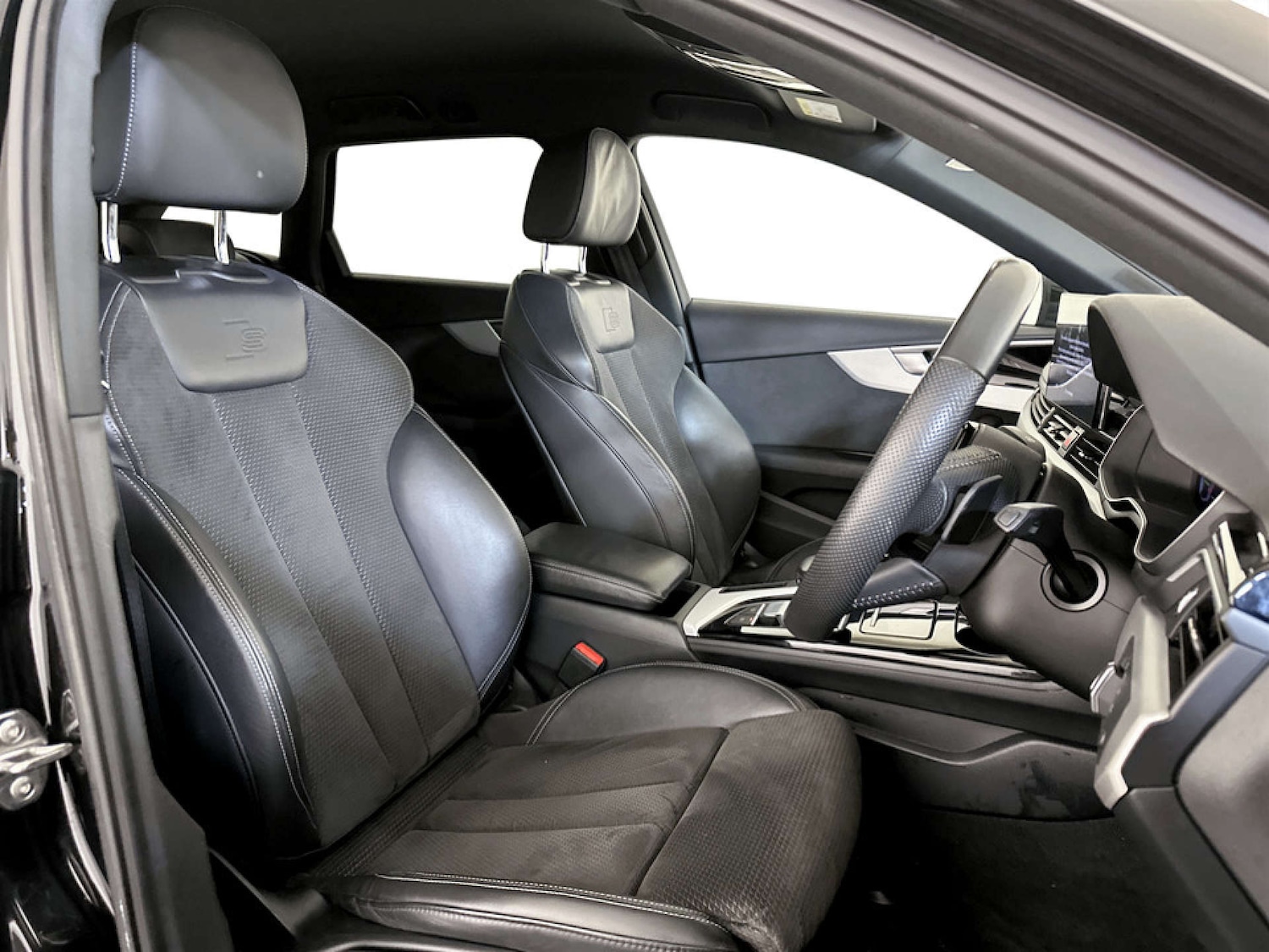 Used Audi A4 2020 for sale - 77262708: Photo 13