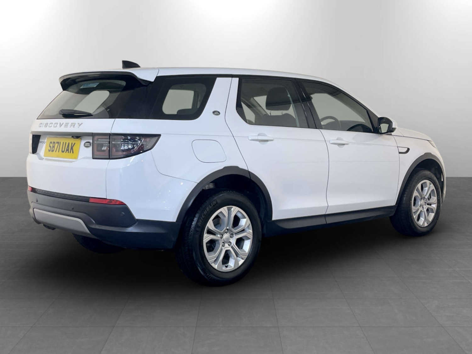 Used Land Rover Discovery Sport 2022 for sale - 77408987: Photo 10