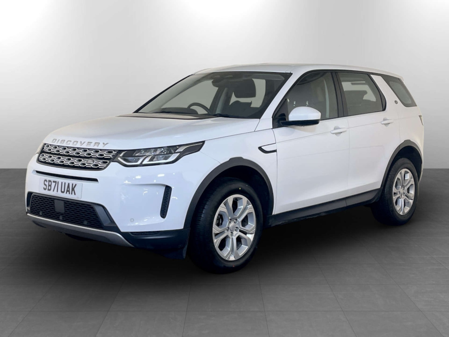 Used Land Rover Discovery Sport 2022 for sale - 77408987: Photo 6