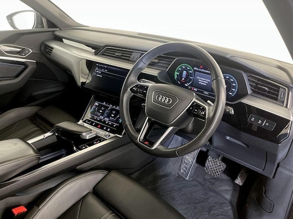 Used Audi e-tron 2022 for sale - 76266136: Photo 15