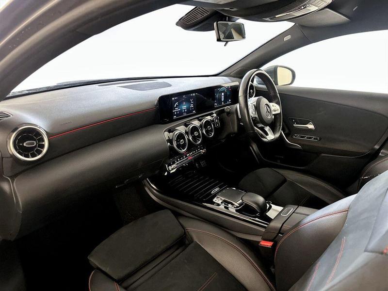 Used Mercedes-Benz A-Class 2018 for sale - 76637394: Photo 12