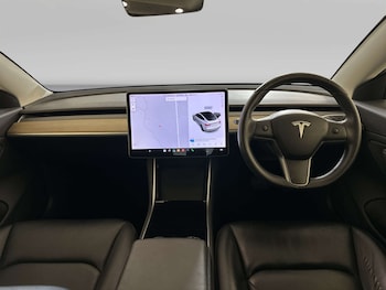 Used Tesla Model 3 2019 for sale - 78875685: Photo