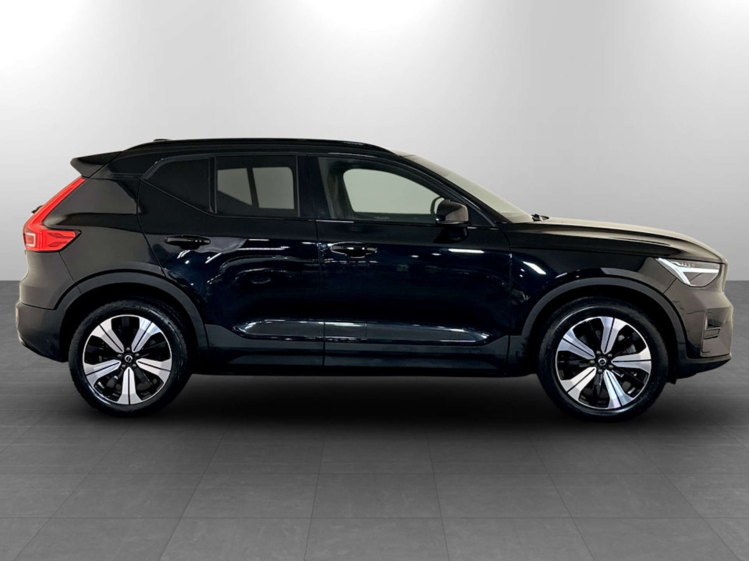 Used Volvo XC40 2022 for sale - 77211821: Photo 11