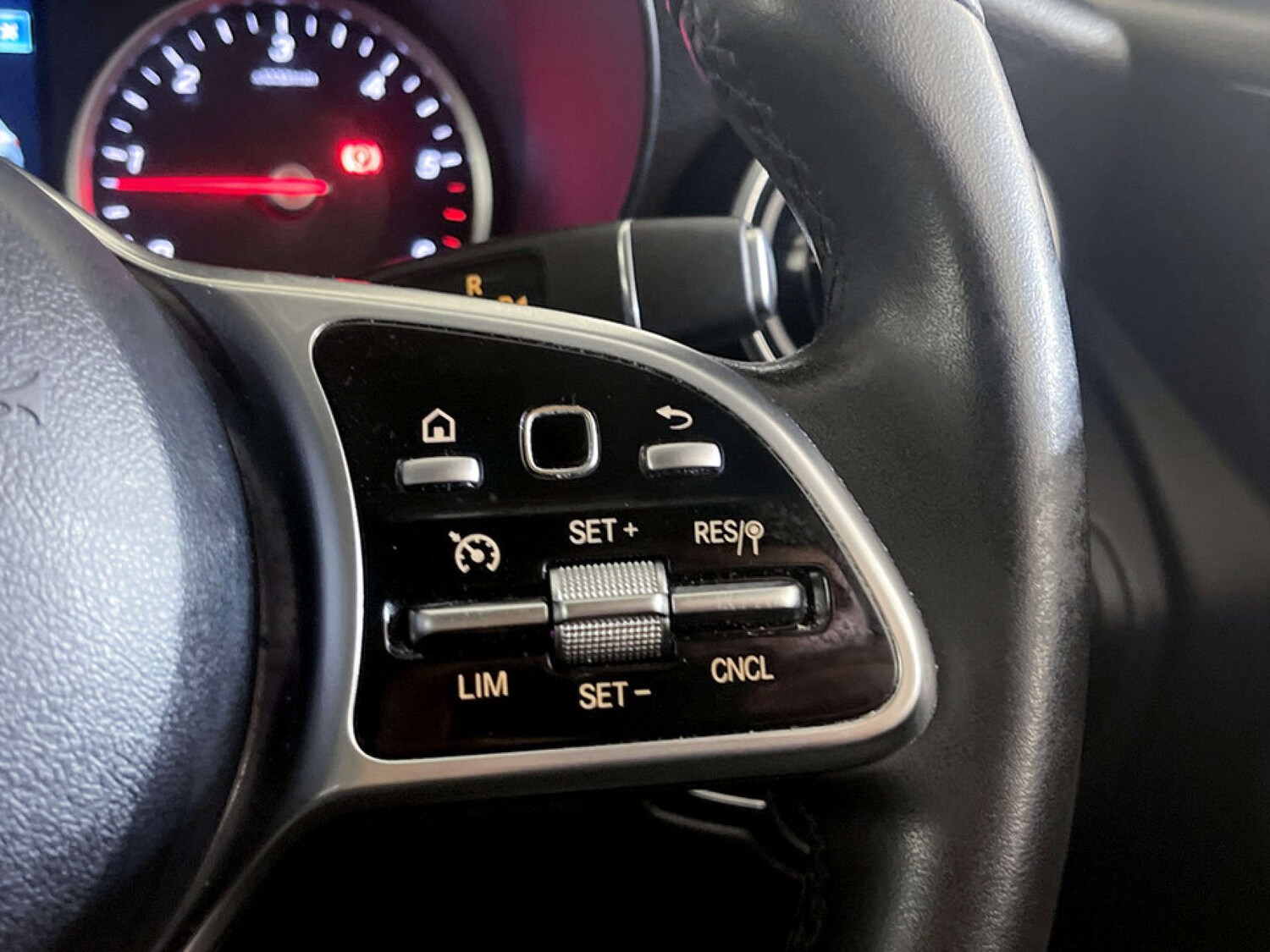 Used Mercedes-Benz GLC 2019 for sale - 77523430: Photo 19