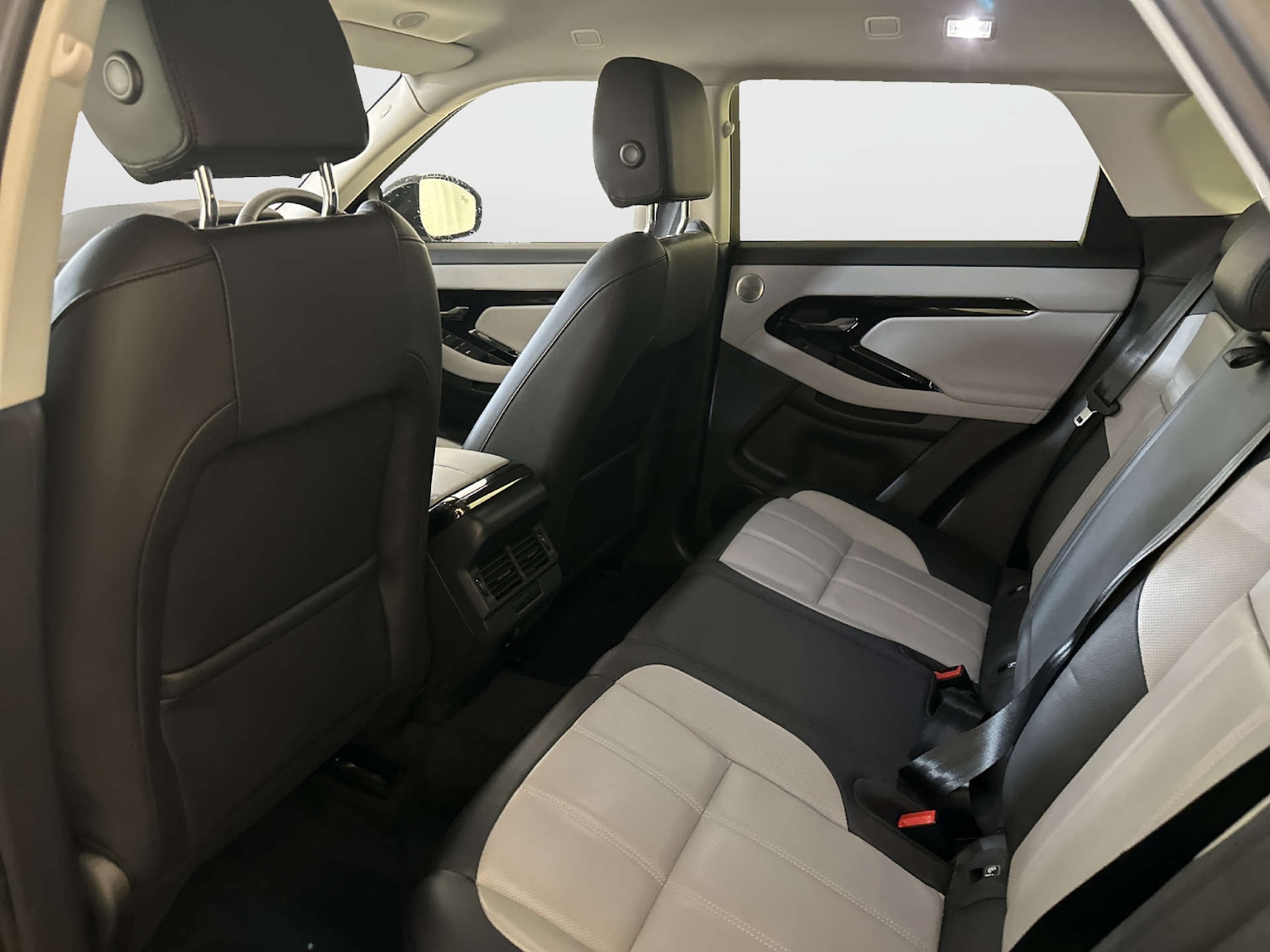 Used Land Rover Range Rover Evoque 2023 for sale - 78014281: Photo 14