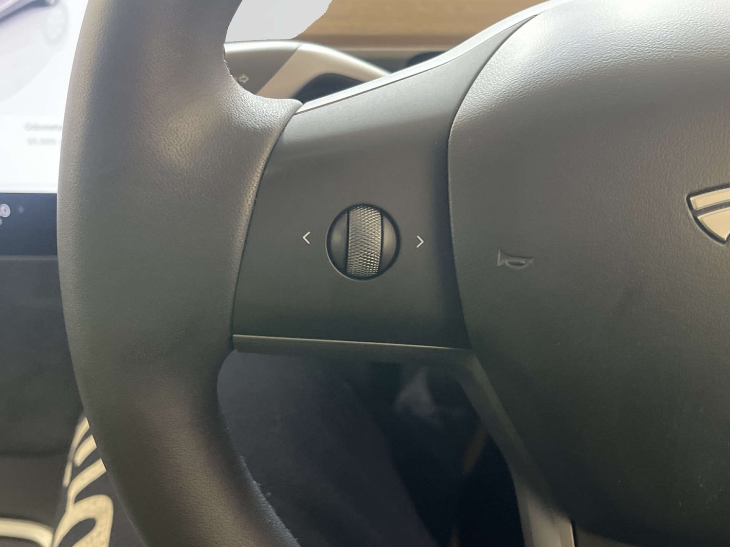 Used Tesla Model Y 2024 for sale - 77850651: Photo 18