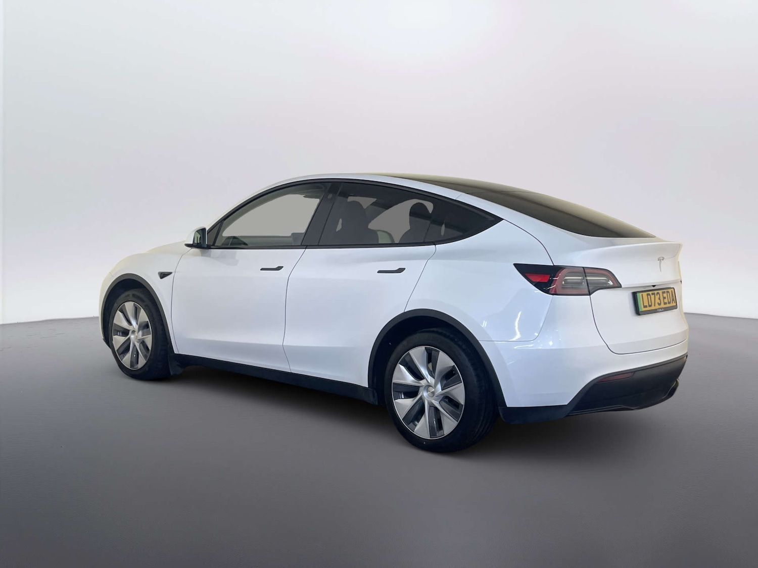 Used Tesla Model Y 2024 for sale - 77850651: Photo 8