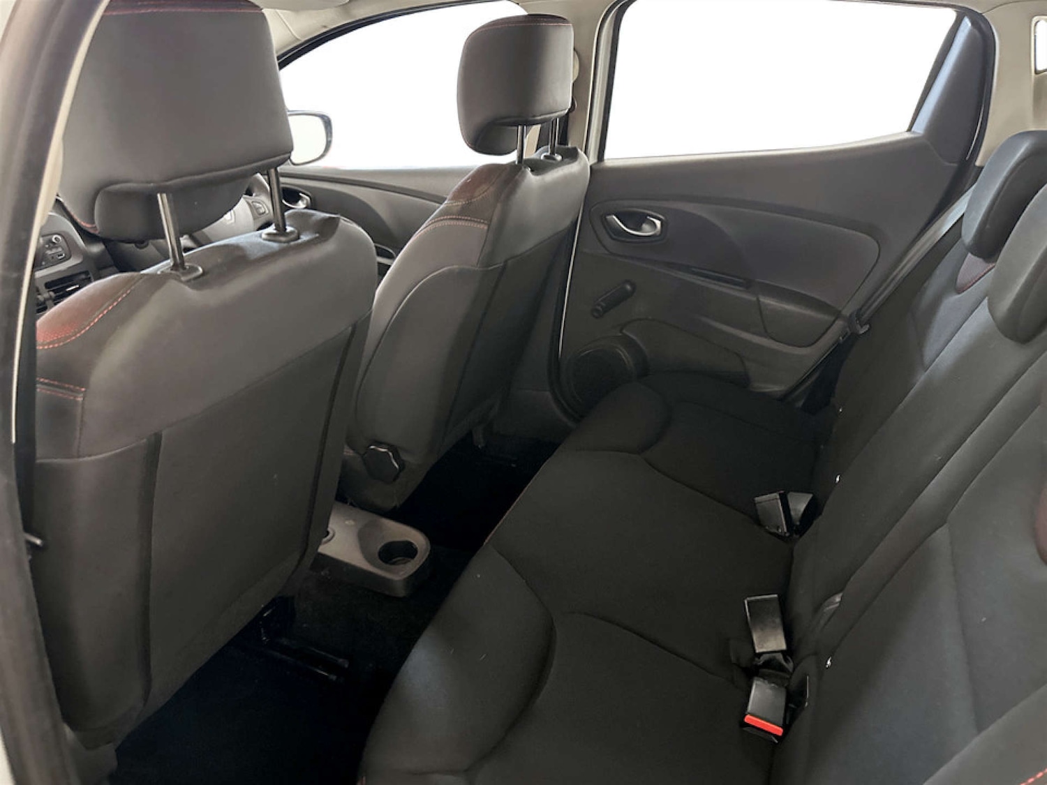 Used Renault Clio 2016 for sale - 77765848: Photo 14