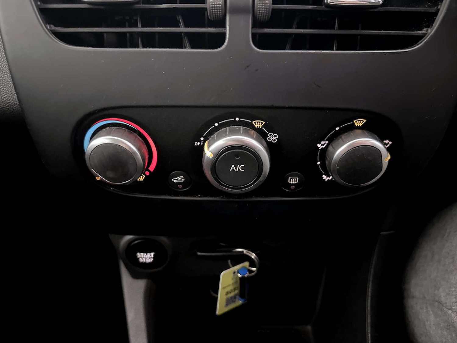 Used Renault Clio 2016 for sale - 77765848: Photo 23