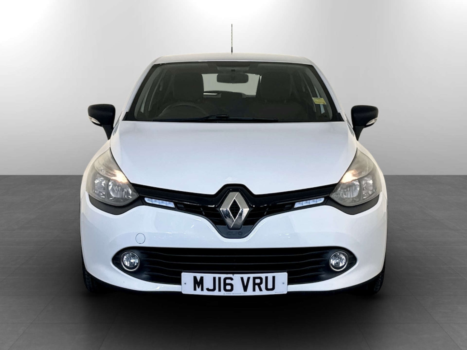 Used Renault Clio 2016 for sale - 77765848: Photo 5