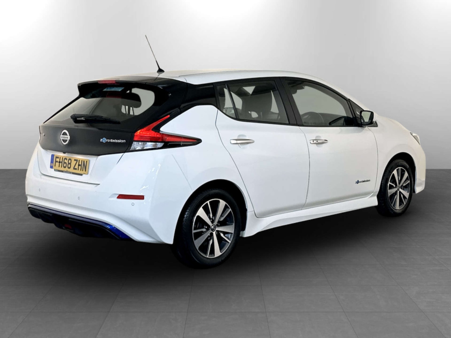 Used Nissan Leaf 2019 for sale - 77342173: Photo 10