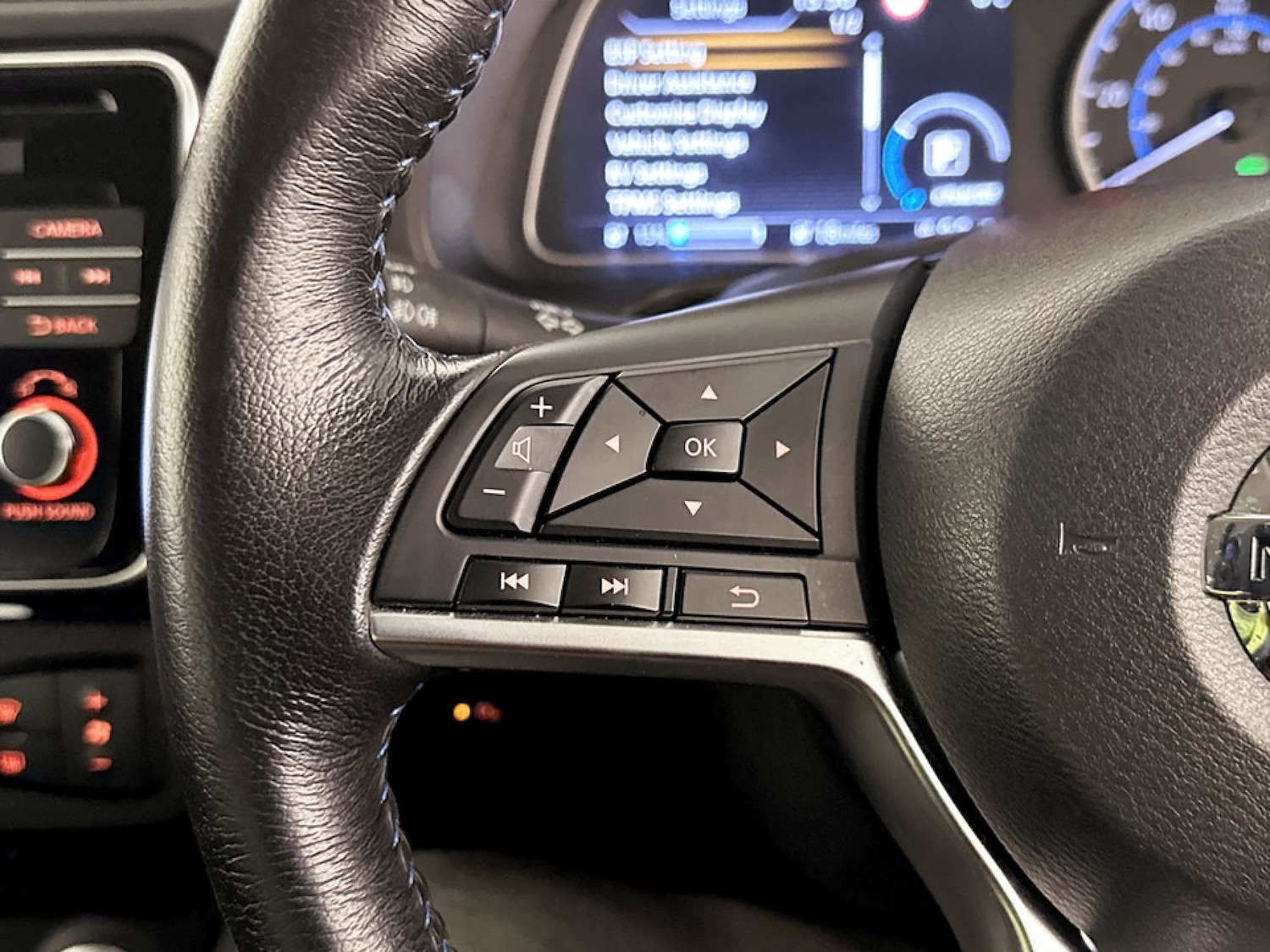 Used Nissan Leaf 2019 for sale - 77342173: Photo 17