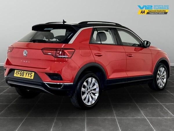 Used Volkswagen T-Roc 2018 for sale - 75711681: Photo 10