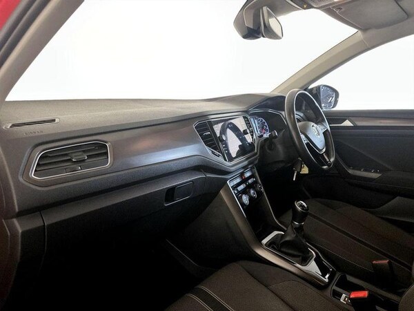 Used Volkswagen T-Roc 2018 for sale - 75711681: Photo 12