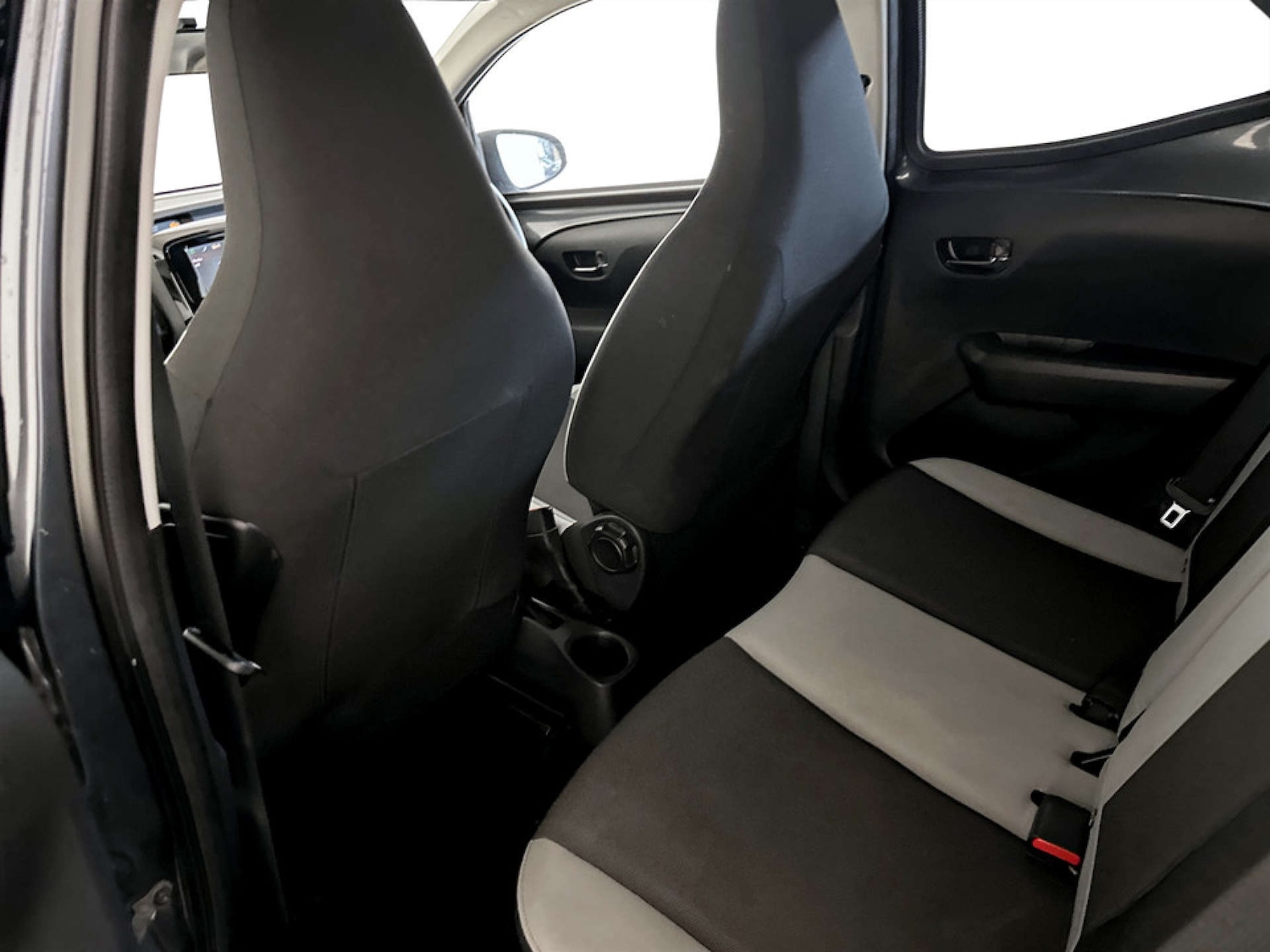 Used Toyota AYGO 2017 for sale - 77211777: Photo 14