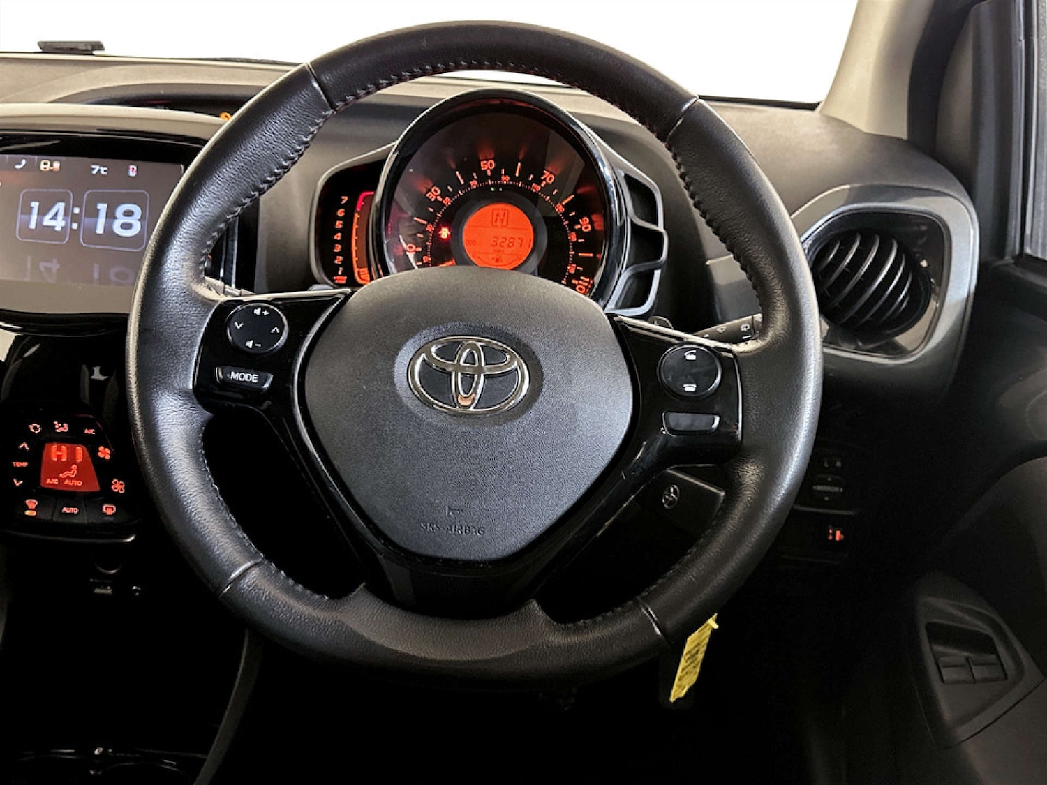 Used Toyota AYGO 2017 for sale - 77211777: Photo 16