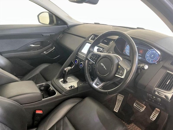 Used Jaguar E-Pace 2019 for sale - 76302687: Photo 14