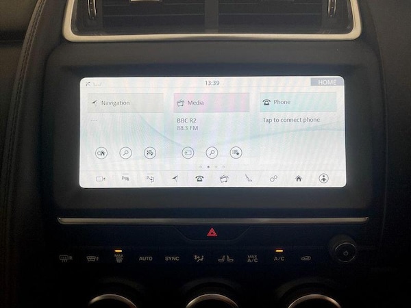 Used Jaguar E-Pace 2019 for sale - 76302687: Photo 24