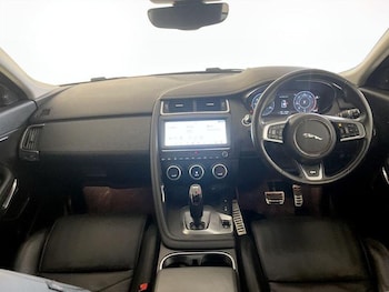 Used Jaguar E-Pace 2019 for sale - 76302687: Photo