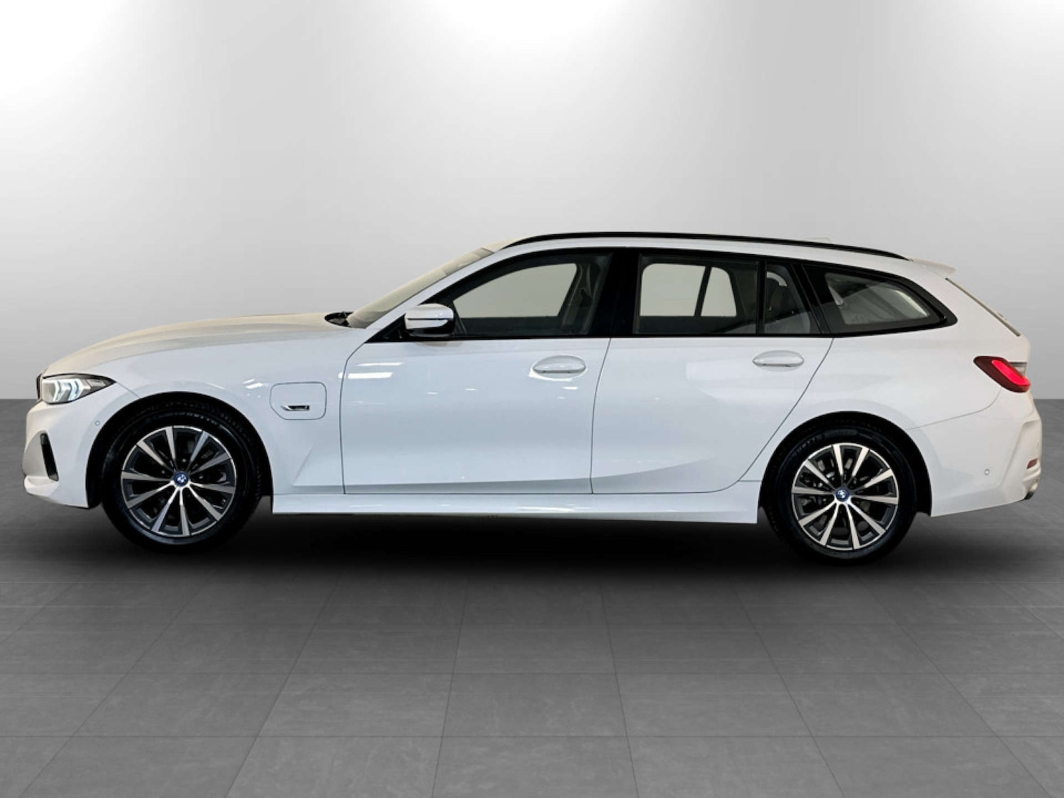 Used BMW 3 Series 2022 for sale - 77422836: Photo 6