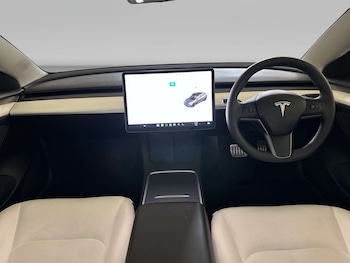 Used Tesla Model 3 2023 for sale - 79023199: Photo