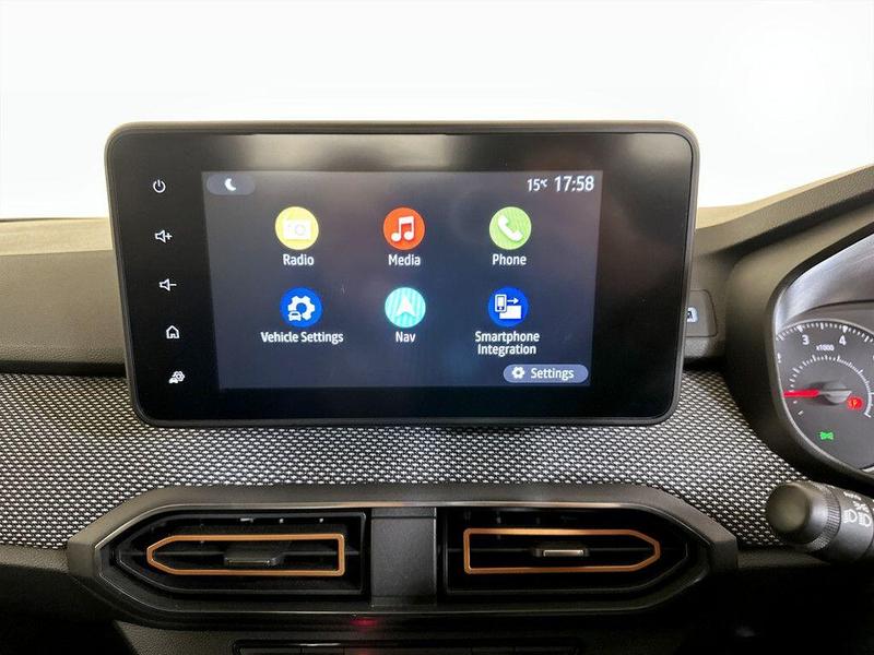 Used Dacia Sandero Stepway 2021 for sale - 76308893: Photo 25