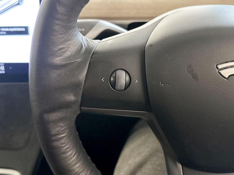 Used Tesla Model 3 2021 for sale - 76382325: Photo 17