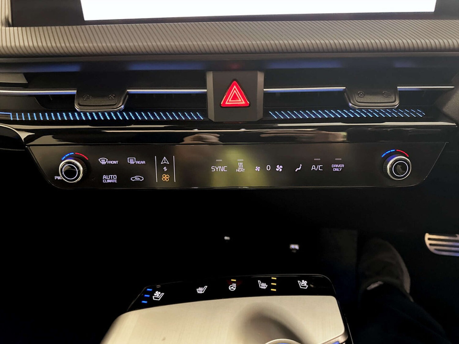 Used Kia EV6 2023 for sale - 77847546: Photo 25