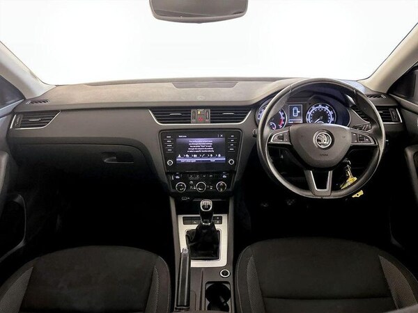 Used Skoda Octavia 2020 for sale - 76146689: Photo 3