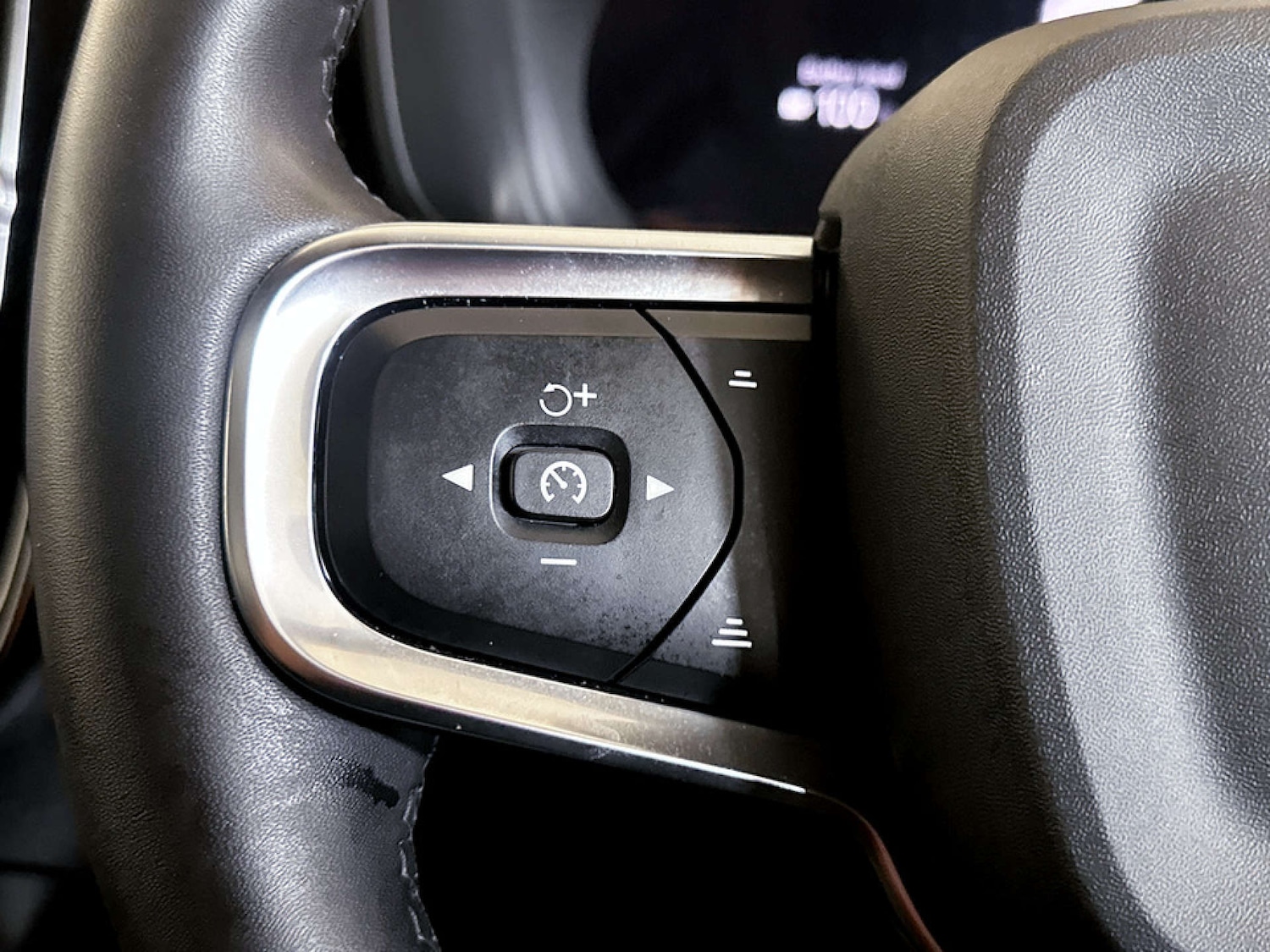 Used Volvo XC40 2022 for sale - 77185143: Photo 17