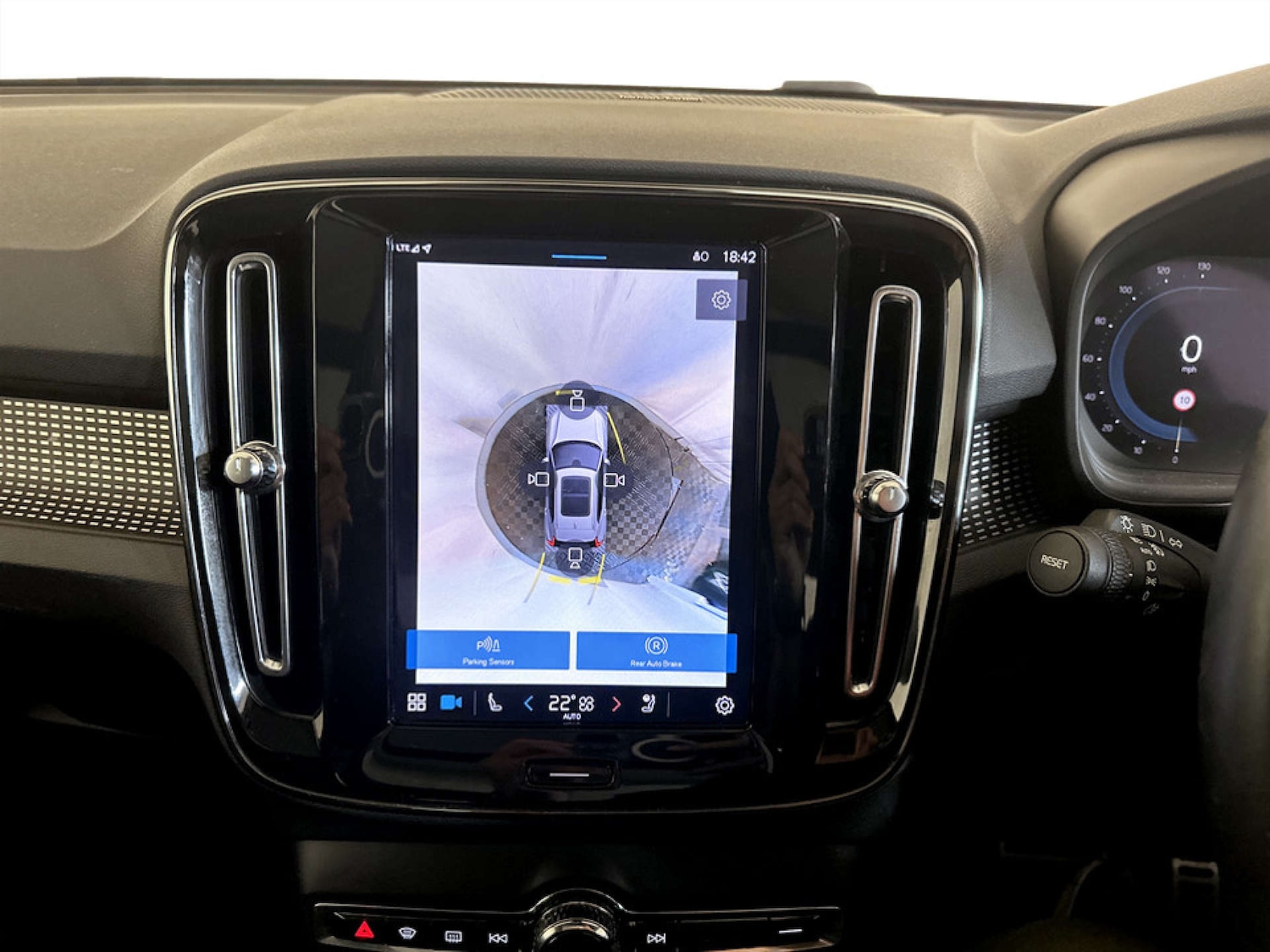 Used Volvo XC40 2022 for sale - 77185143: Photo 20