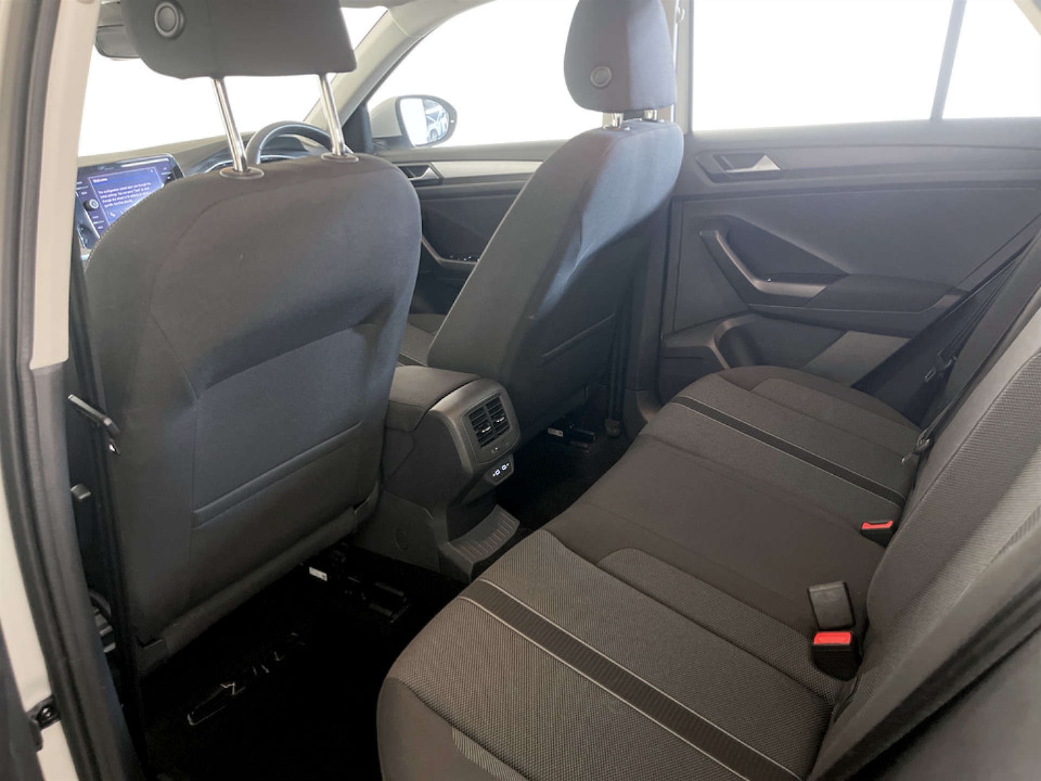 Used Volkswagen T-Roc 2023 for sale - 77184915: Photo 14