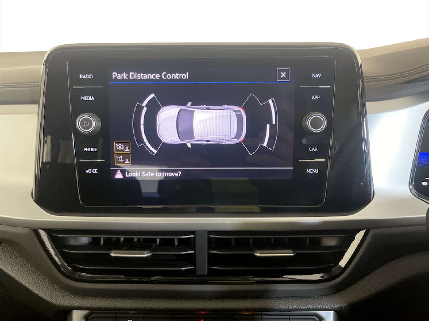 Used Volkswagen T-Roc 2023 for sale - 77184915: Photo 20