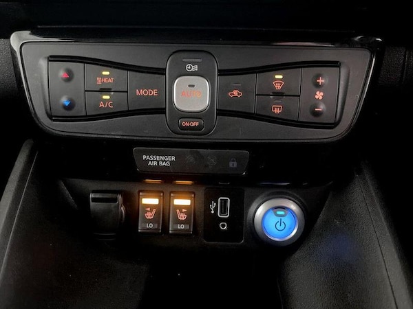 Used Nissan Leaf 2020 for sale - 76202196: Photo 25