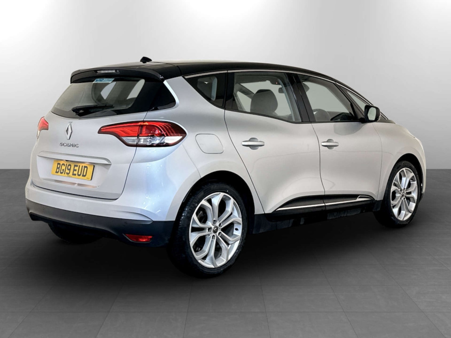 Used Renault Scenic 2019 for sale - 77233563: Photo 10