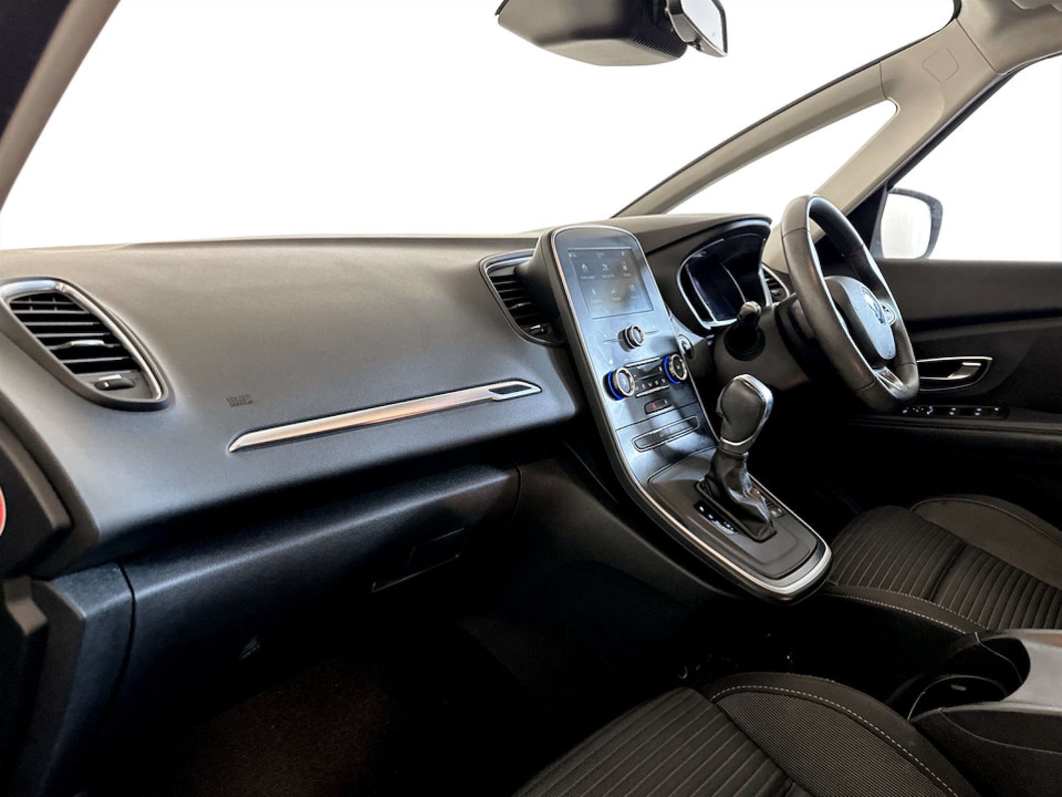 Used Renault Scenic 2019 for sale - 77233563: Photo 12