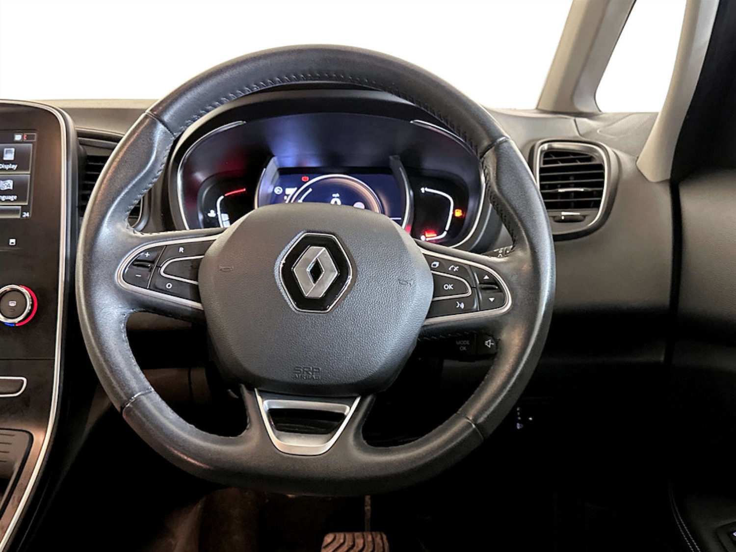 Used Renault Scenic 2019 for sale - 77233563: Photo 16