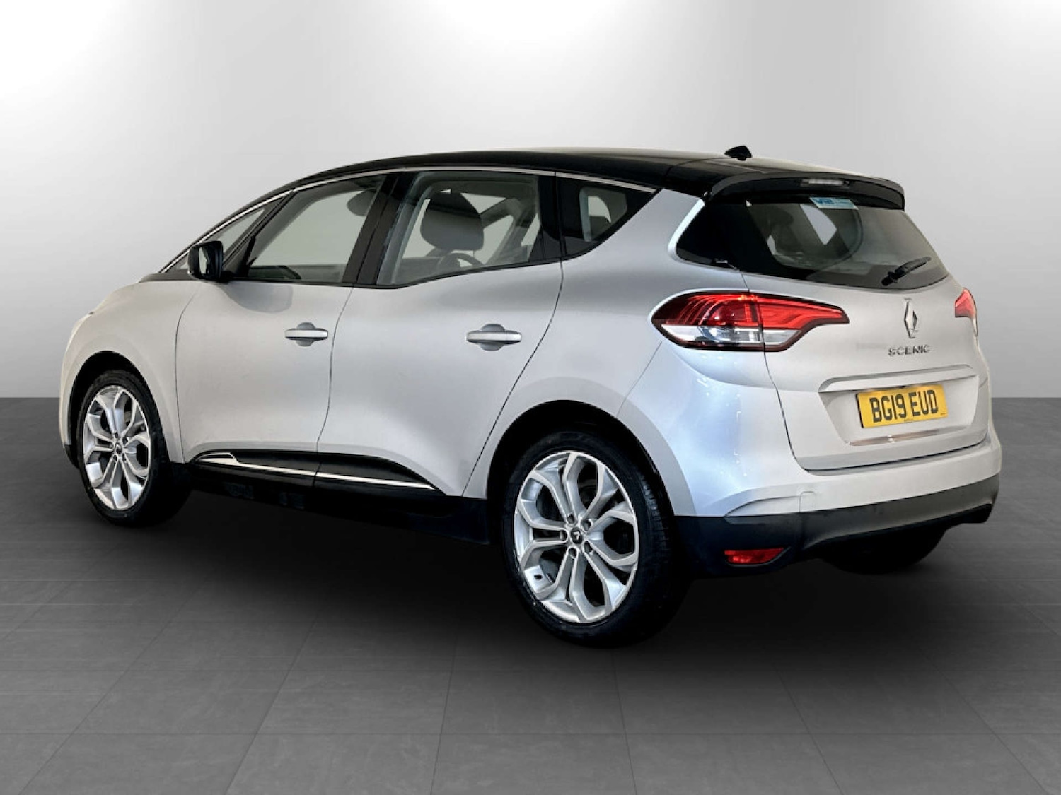 Used Renault Scenic 2019 for sale - 77233563: Photo 8