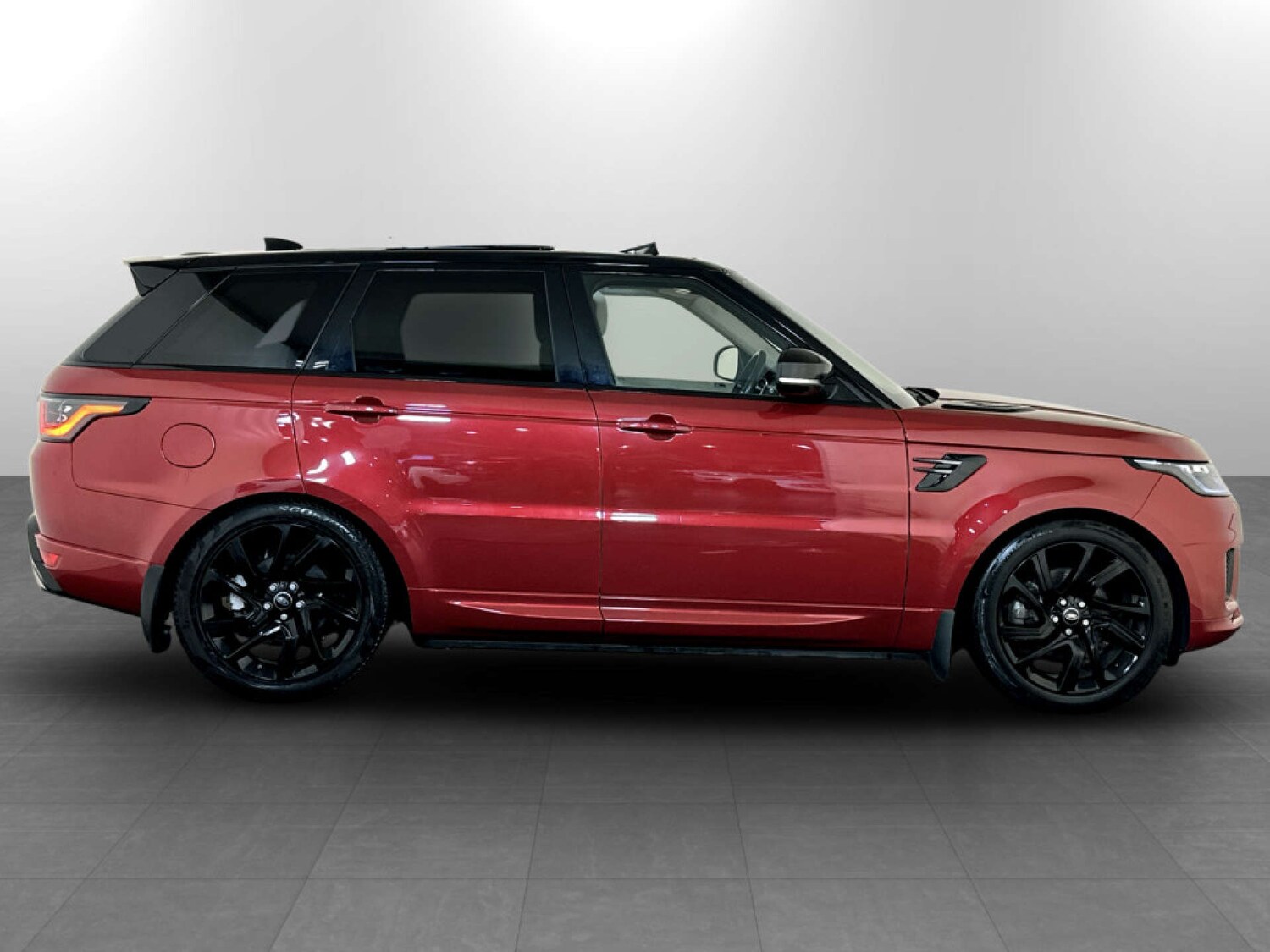 Used Land Rover Range Rover Sport 2018 for sale - 77523191: Photo 11
