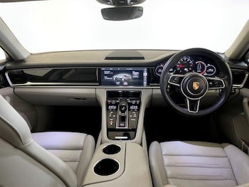 Used Porsche Panamera 2017 for sale - 76488605: Photo