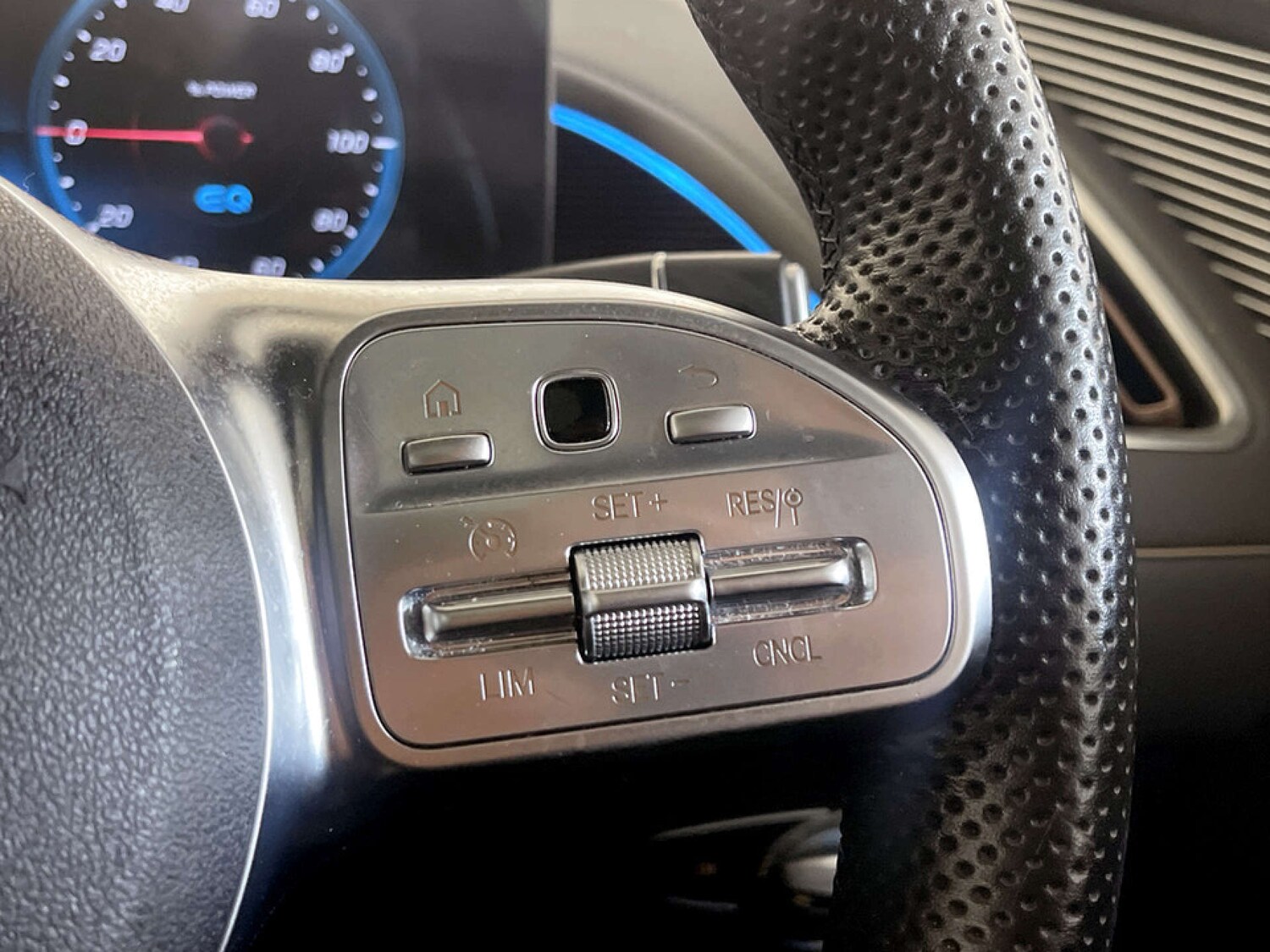 Used Mercedes-Benz EQC 2021 for sale - 77523407: Photo 19