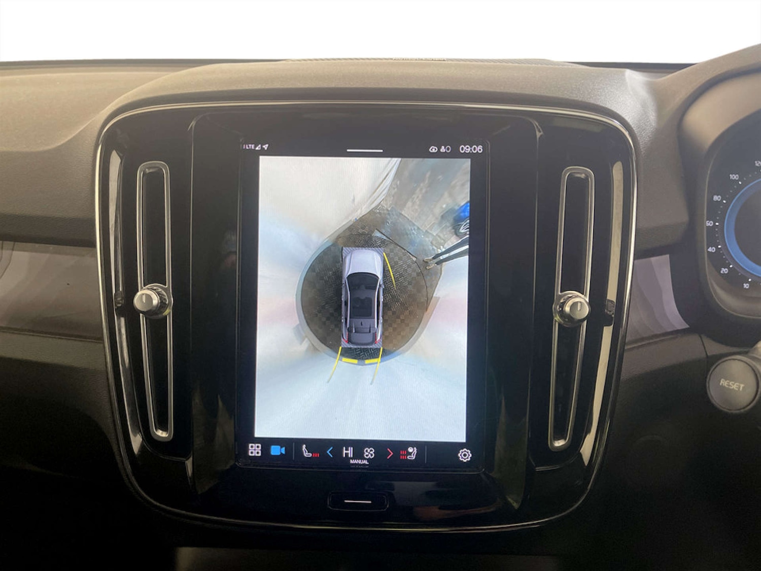 Used Volvo C40 2022 for sale - 77353596: Photo 20